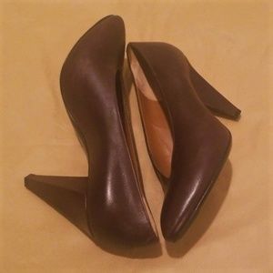 Marc Jacobs Leather Pumps